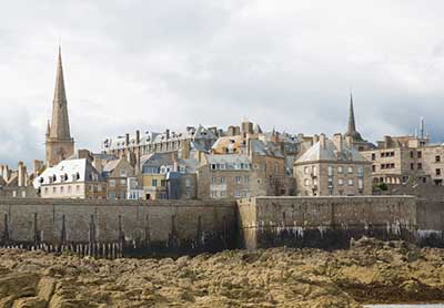 https://static.digitaltravelcdn.com/uploads/597/promo/SAINT MALO.jpg